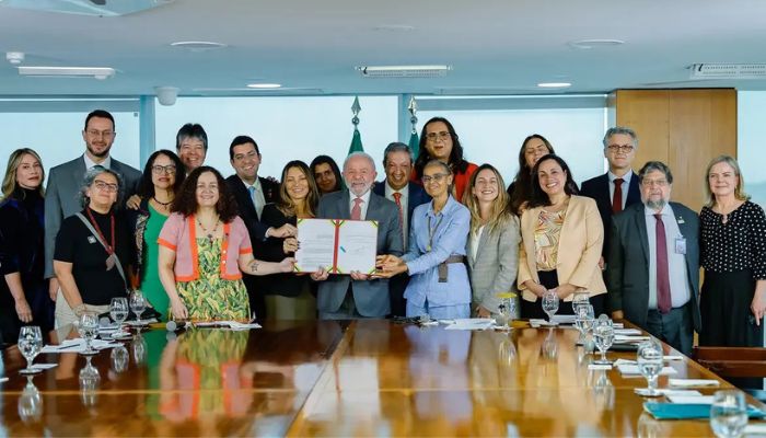 © Ricardo Stuckert/PR Lula sanciona lei que proíbe uso de animais em testes cosméticos